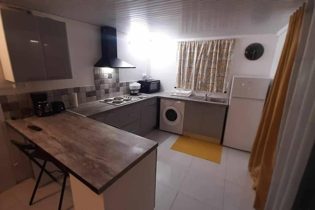 Sunshine Appartement 1 Chambre Фор дьо Франс Екстериор снимка